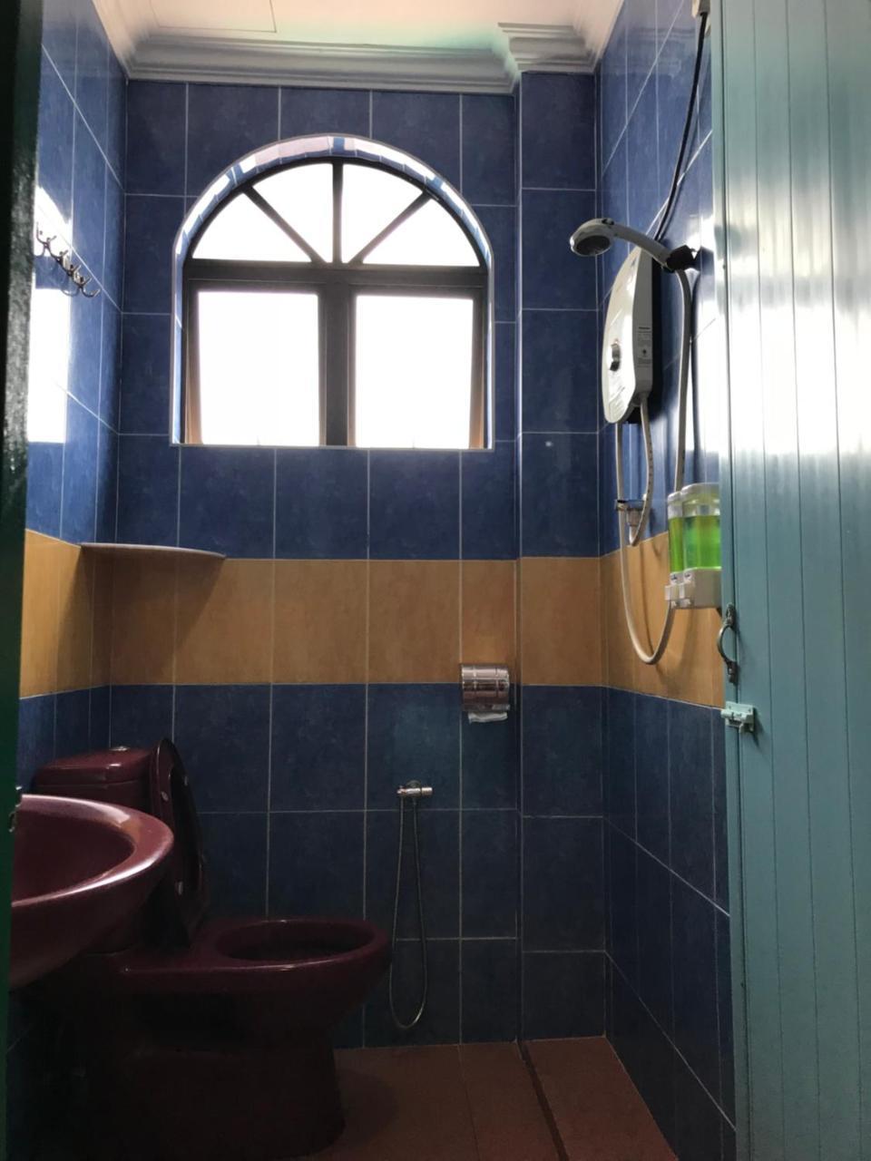 Kangsar Hotel Куала Кангсар Екстериор снимка